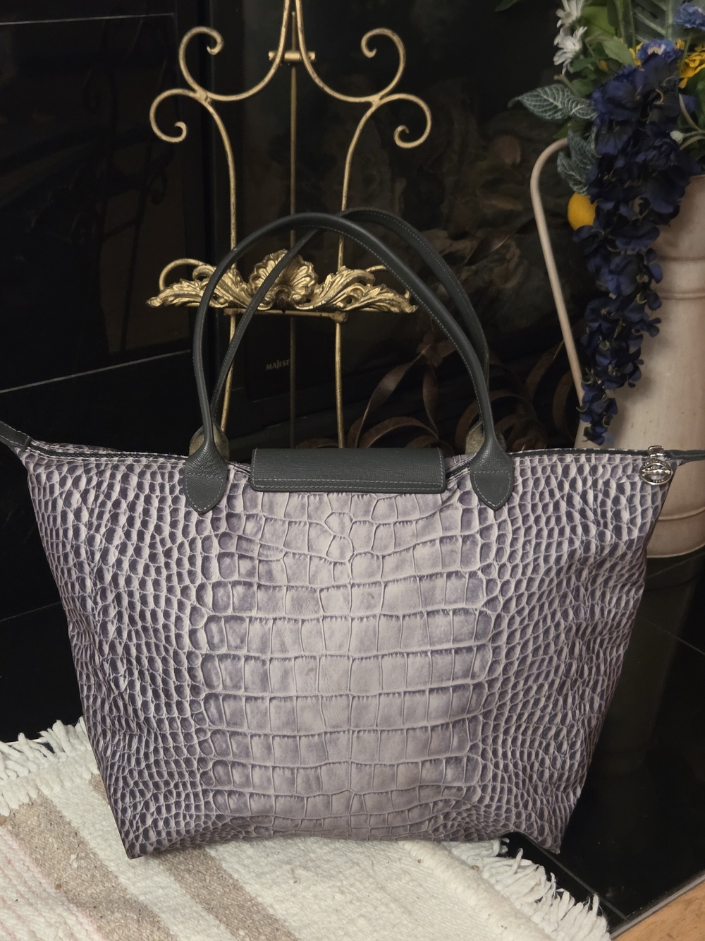Longchamp Le Pliage Croc-Print Nylon Tote Bag in grey Large - Picture 9 of 16